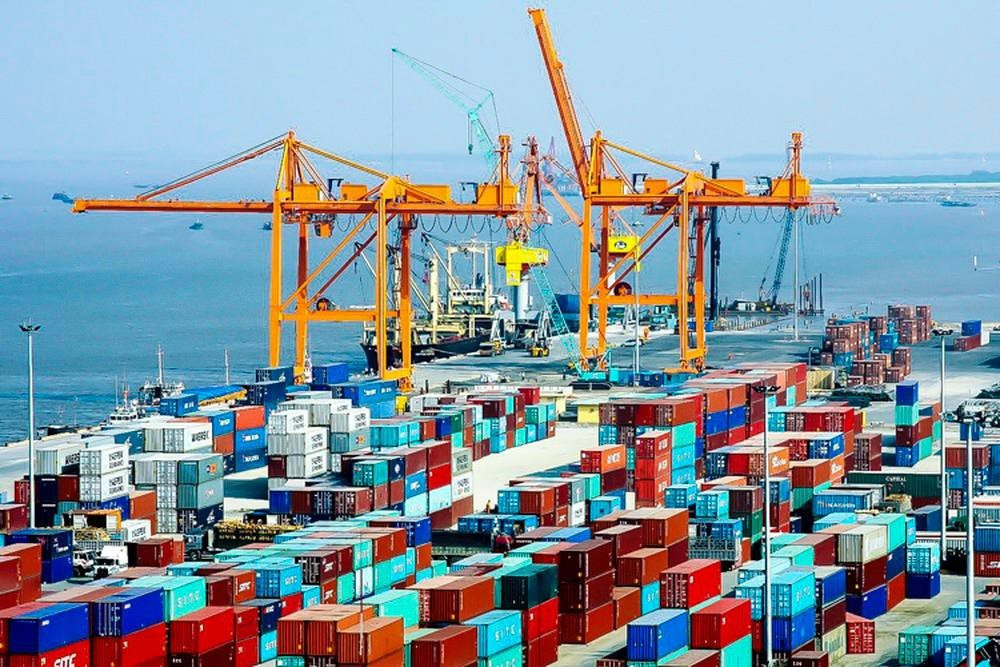 hàng container qua cảng biển tăng gấp đôi sau 7 năm